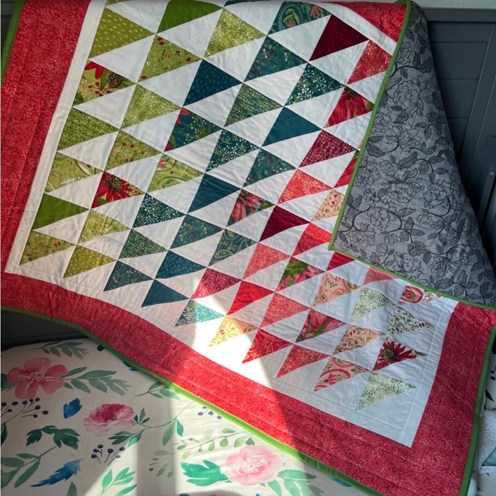 Red and Green Geometric Quilted Bedding